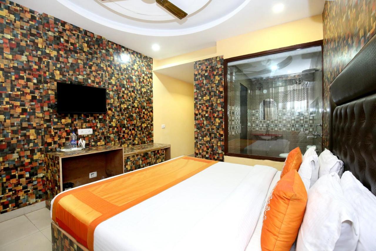 Oyo 8622 Hotel Grand Inn Chandīgarh Exteriör bild