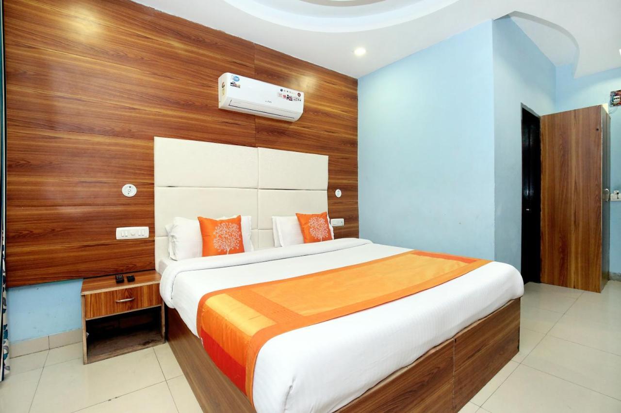 Oyo 8622 Hotel Grand Inn Chandīgarh Exteriör bild
