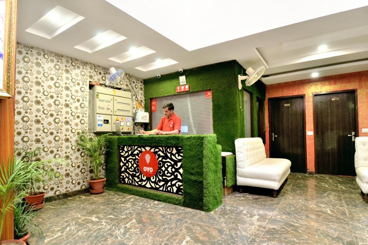 Oyo 8622 Hotel Grand Inn Chandīgarh Exteriör bild