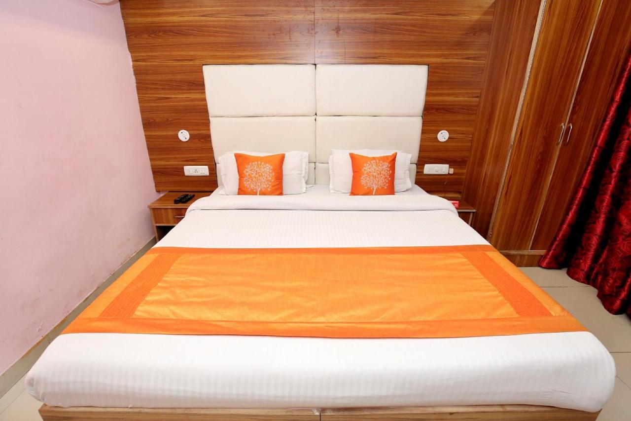 Oyo 8622 Hotel Grand Inn Chandīgarh Exteriör bild